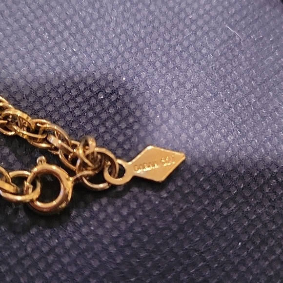 Necklaces - Picture 6 of 6